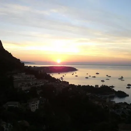 Monaco Comfortable Beausoleil